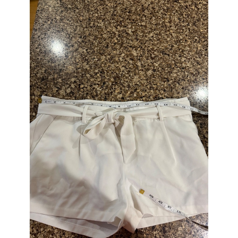 Express Women's Cream Tie Waist Shorts Size 10 Career Casual Party Mean‎ Girls - Picture 11 of 13